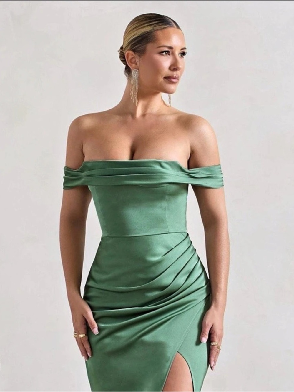 NWT CLUB L LONDON Satin Off Shoulder Maxi Dress in Green Size 10